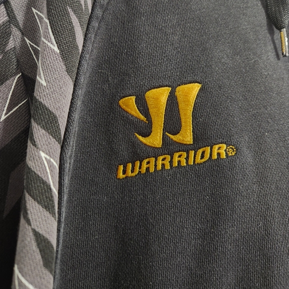 Liverpool FC Warrior Hoodie - Picture 5 of 6